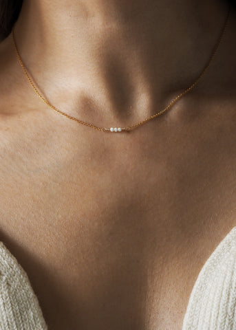 ELISA. Sterling Silver Pearl Necklace